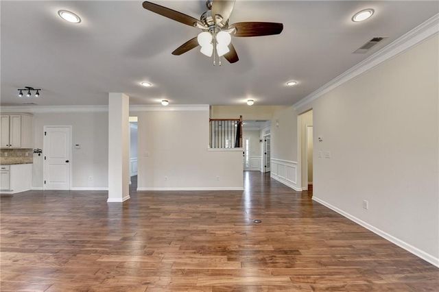 1098 Boxwood Lane, Canton, GA 30114