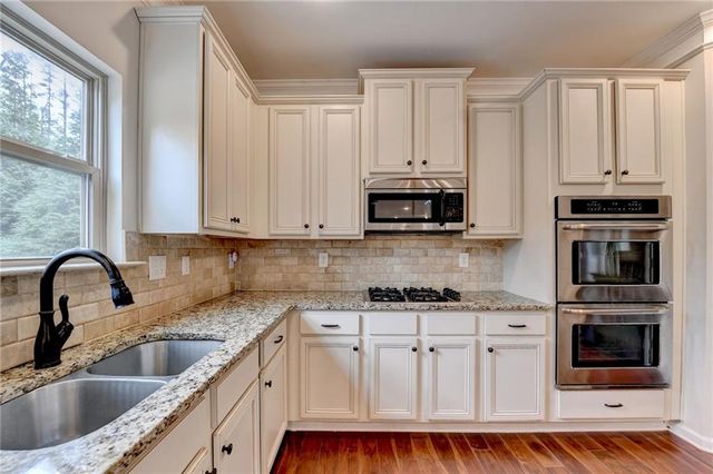 1098 Boxwood Lane, Canton, GA 30114