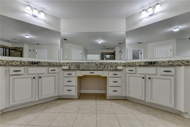 1098 Boxwood Lane, Canton, GA 30114