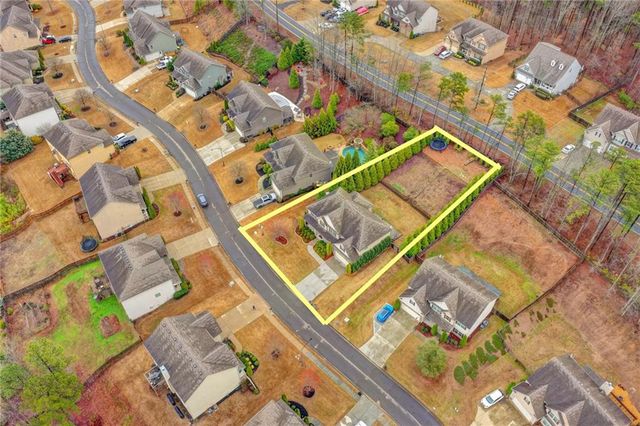 1098 Boxwood Lane, Canton, GA 30114