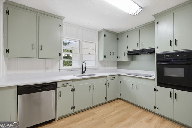 135 Pineview Road, Jackson, GA 30233