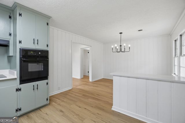 135 Pineview Road, Jackson, GA 30233