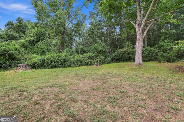 135 Pineview Road, Jackson, GA 30233