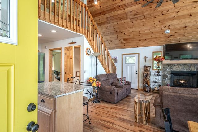 604 Point Overlook Trail, Murphy, NC 28906