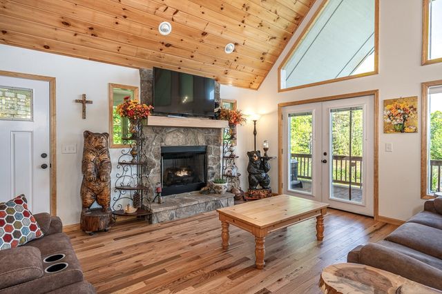 604 Point Overlook Trail, Murphy, NC 28906