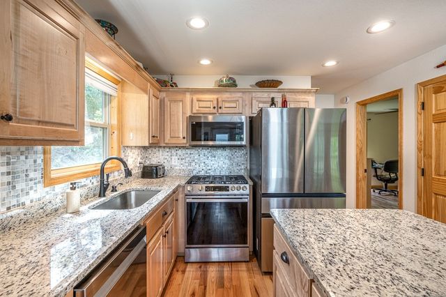 604 Point Overlook Trail, Murphy, NC 28906