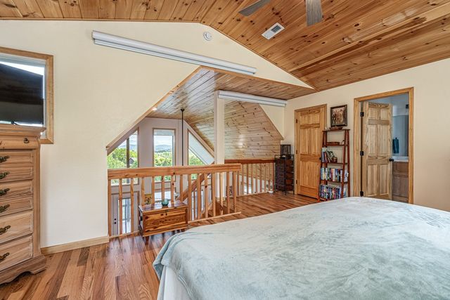 604 Point Overlook Trail, Murphy, NC 28906
