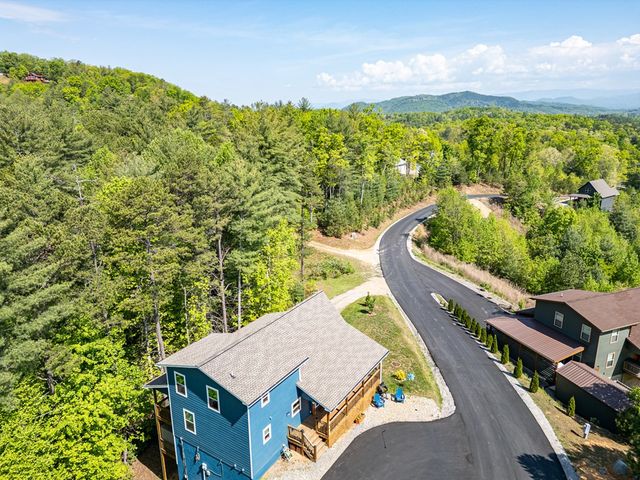 604 Point Overlook Trail, Murphy, NC 28906