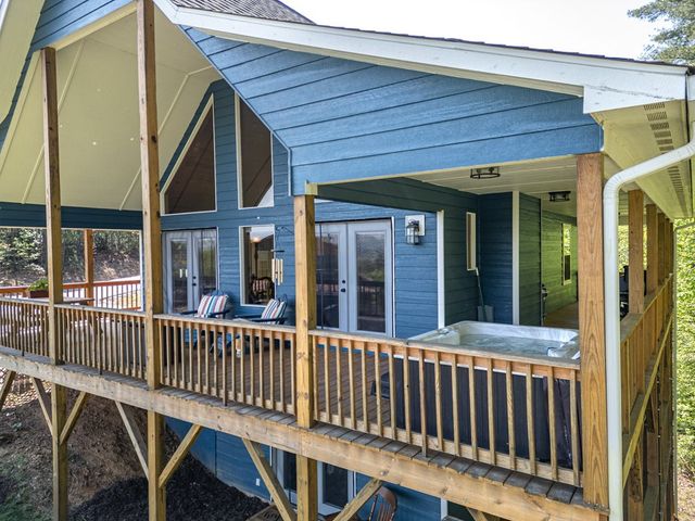 604 Point Overlook Trail, Murphy, NC 28906
