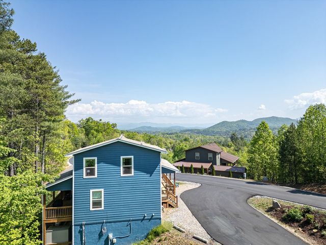 604 Point Overlook Trail, Murphy, NC 28906