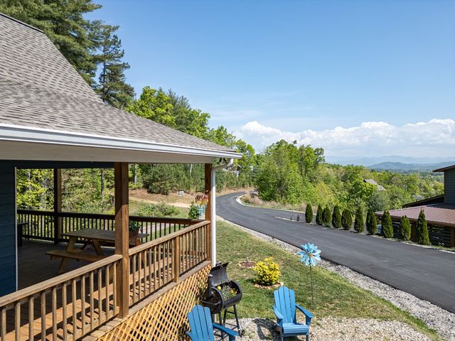 604 Point Overlook Trail, Murphy, NC 28906