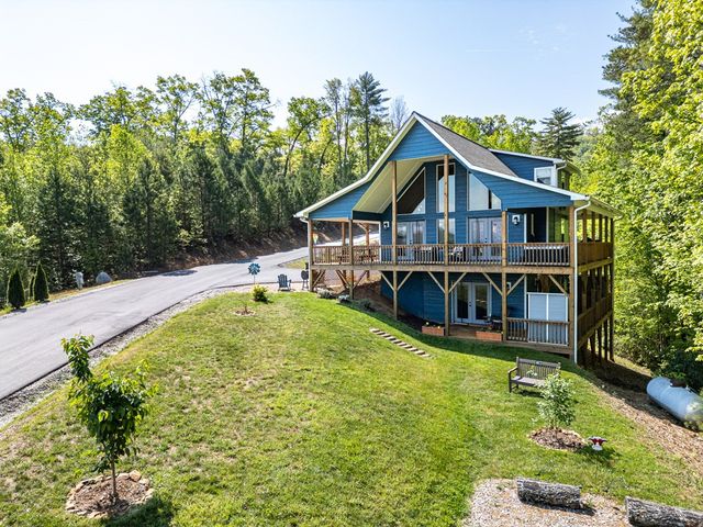 604 Point Overlook Trail, Murphy, NC 28906