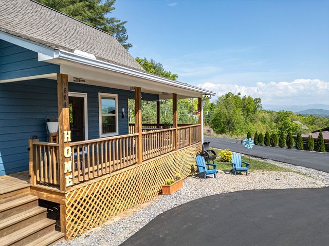 604 Point Overlook Trail, Murphy, NC 28906