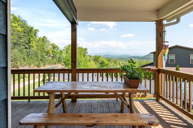604 Point Overlook Trail, Murphy, NC 28906