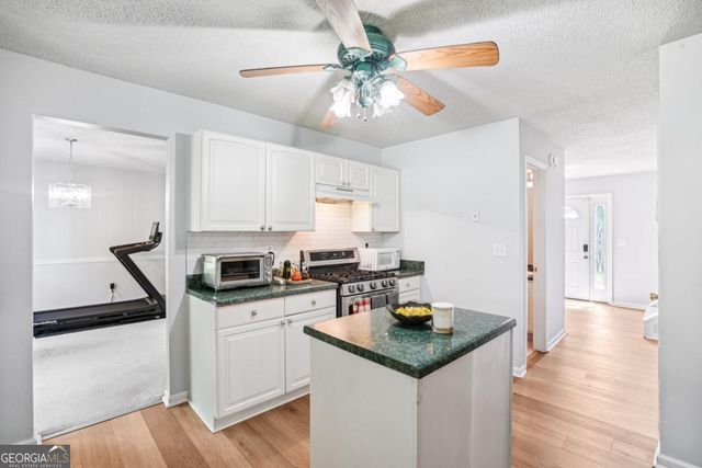 3945 Crowned Eagle, Douglasville, GA 30135