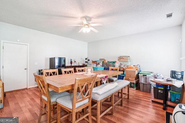 3945 Crowned Eagle, Douglasville, GA 30135