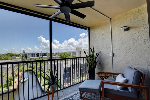 17 Royal Palm Way 603, Boca Raton, FL 33432