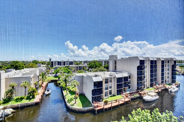 17 Royal Palm Way 603, Boca Raton, FL 33432