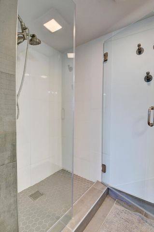 17 Royal Palm Way 603, Boca Raton, FL 33432