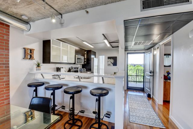 17 Royal Palm Way 603, Boca Raton, FL 33432