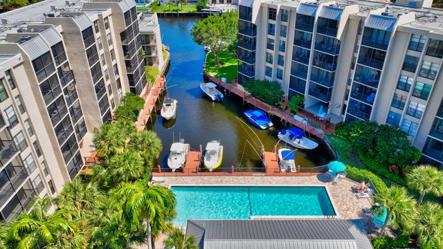17 Royal Palm Way 603, Boca Raton, FL 33432