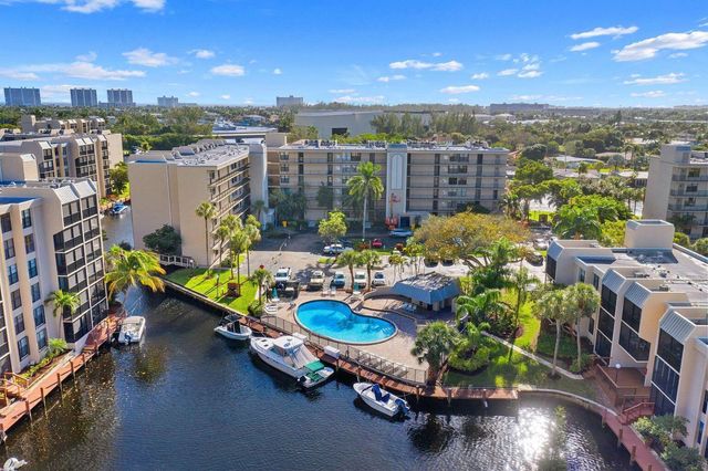 17 Royal Palm Way 603, Boca Raton, FL 33432