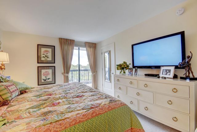 1542 Bridgewood Drive, Boca Raton, FL 33434