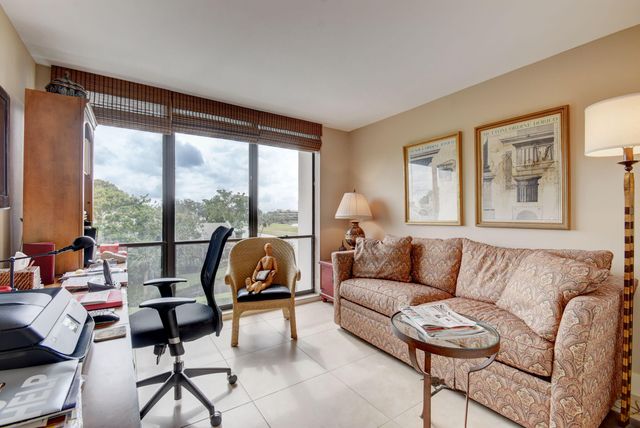 1542 Bridgewood Drive, Boca Raton, FL 33434