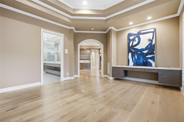 201 Hidden Pines Court, League City, TX 77573