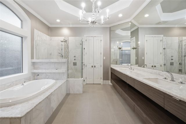 201 Hidden Pines Court, League City, TX 77573