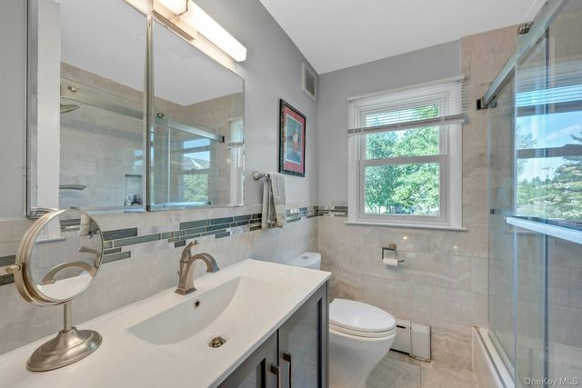 39 Saint Joseph Street, New Rochelle, NY 10805