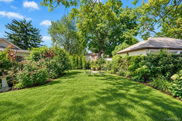 39 Saint Joseph Street, New Rochelle, NY 10805