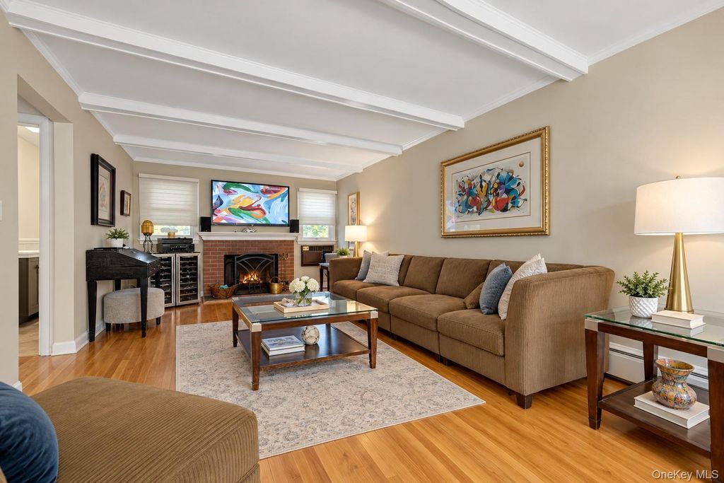 39 Saint Joseph Street, New Rochelle, NY 10805 — photo 2