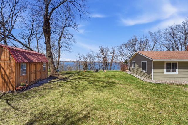 7630 Long Lake Road, Willmar, MN 56201