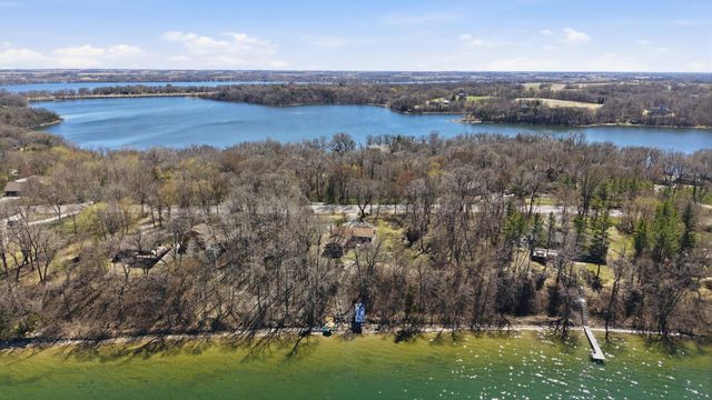 7630 Long Lake Road, Willmar, MN 56201