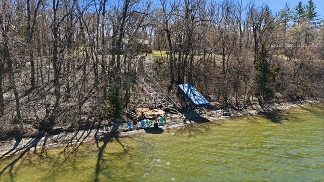 7630 Long Lake Road, Willmar, MN 56201