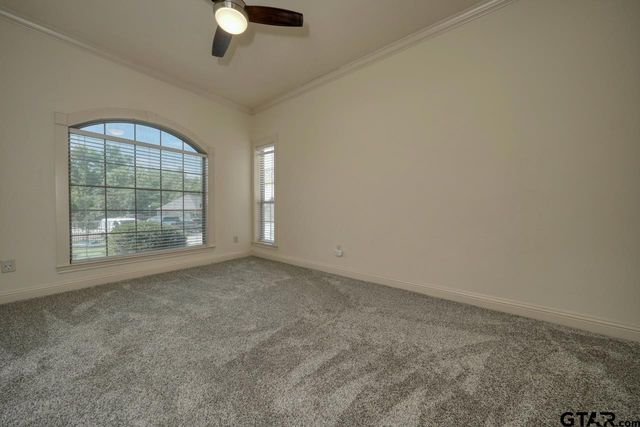 108 Timber Creek Court, Lindale, TX 75771