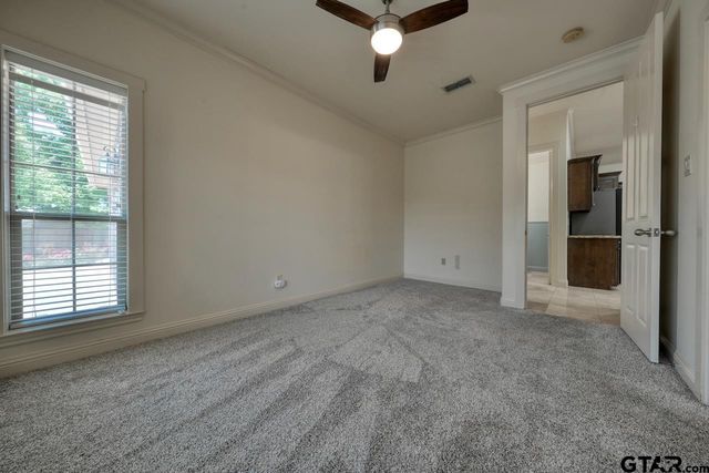 108 Timber Creek Court, Lindale, TX 75771