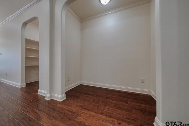 108 Timber Creek Court, Lindale, TX 75771