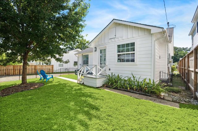 4710 Edison Street, Houston, TX 77009