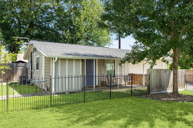 4710 Edison Street, Houston, TX 77009