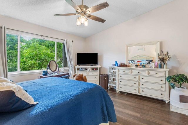 1022 Kokomo Key Lane, Delray Beach, FL 33483