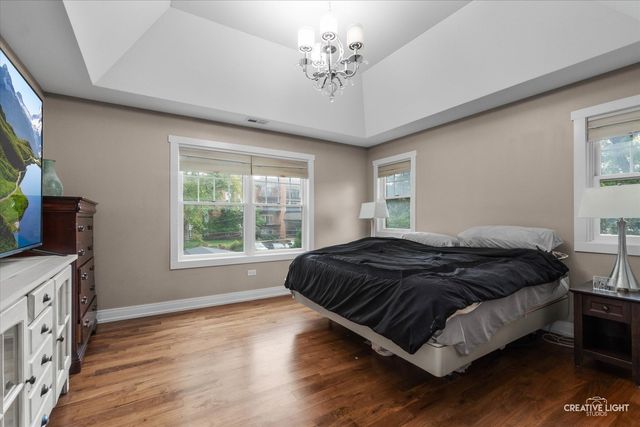 4220 Forest Avenue, Downers Grove, IL 60515