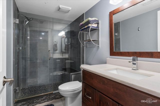 4220 Forest Avenue, Downers Grove, IL 60515
