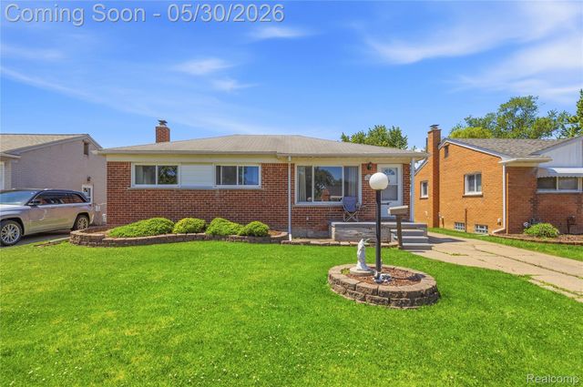 529 Cardwell Street, Garden City, MI 48135