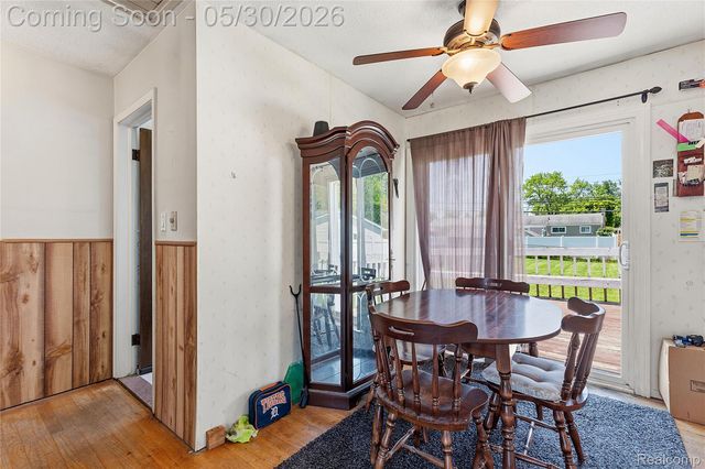 529 Cardwell Street, Garden City, MI 48135