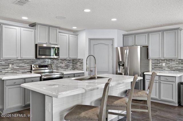 2227 CRYSTAL COVE Drive, Green Cove Springs, FL 32043