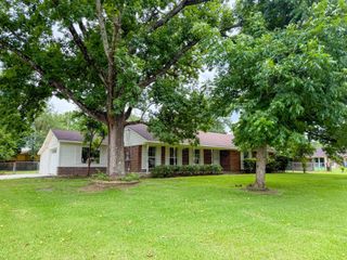 20 Woods Lane, Coldspring, TX 77331