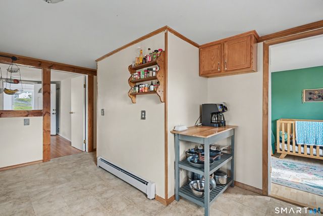 95 Kitemaug Road, Montville, CT 06382