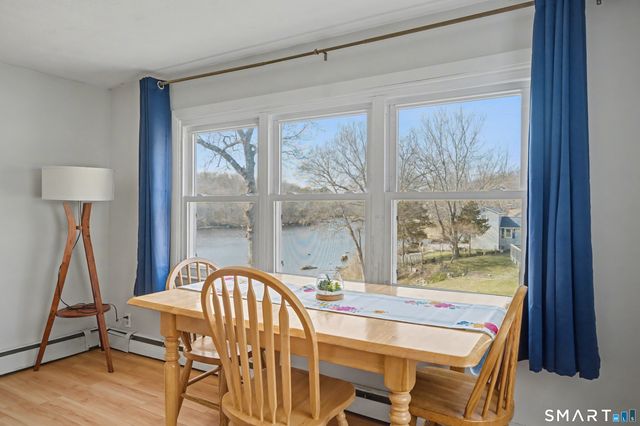 95 Kitemaug Road, Montville, CT 06382